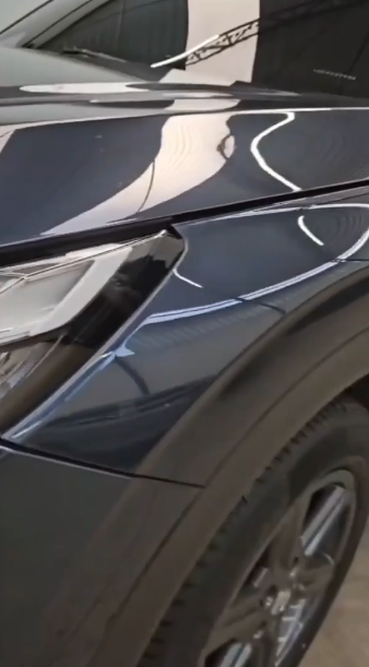 resultado da lavagem automotiva brilho na pintura
